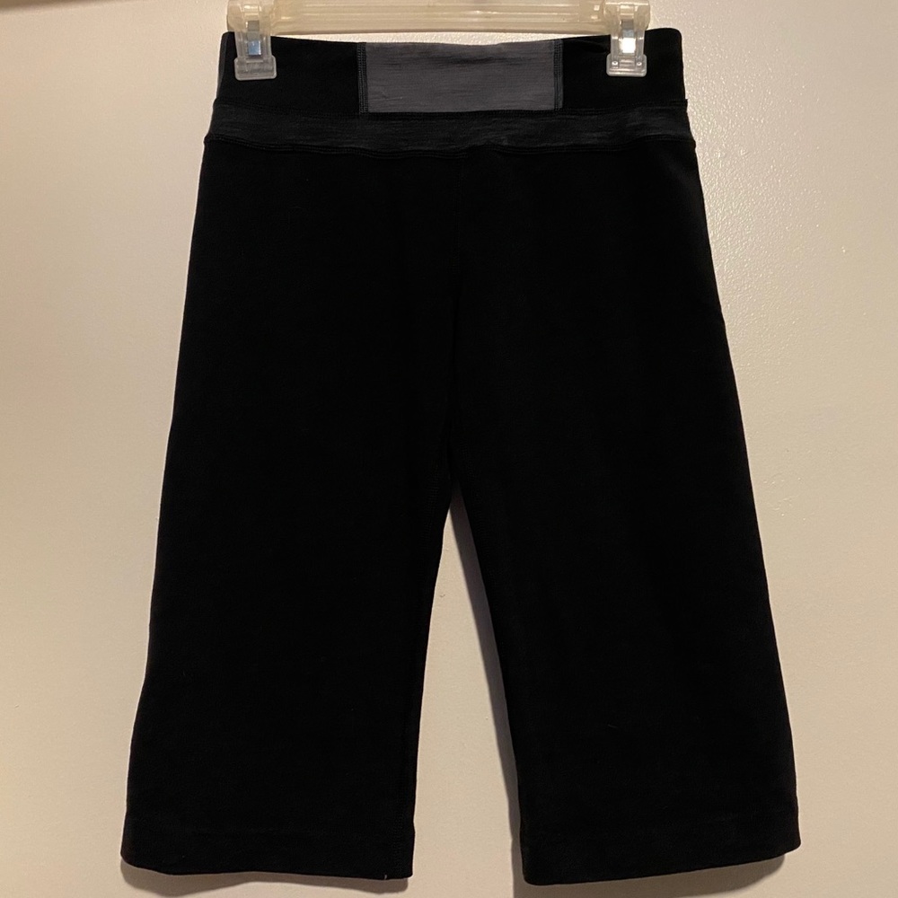 LULULEMON CROP LEGGINGS/LONG SHORTS